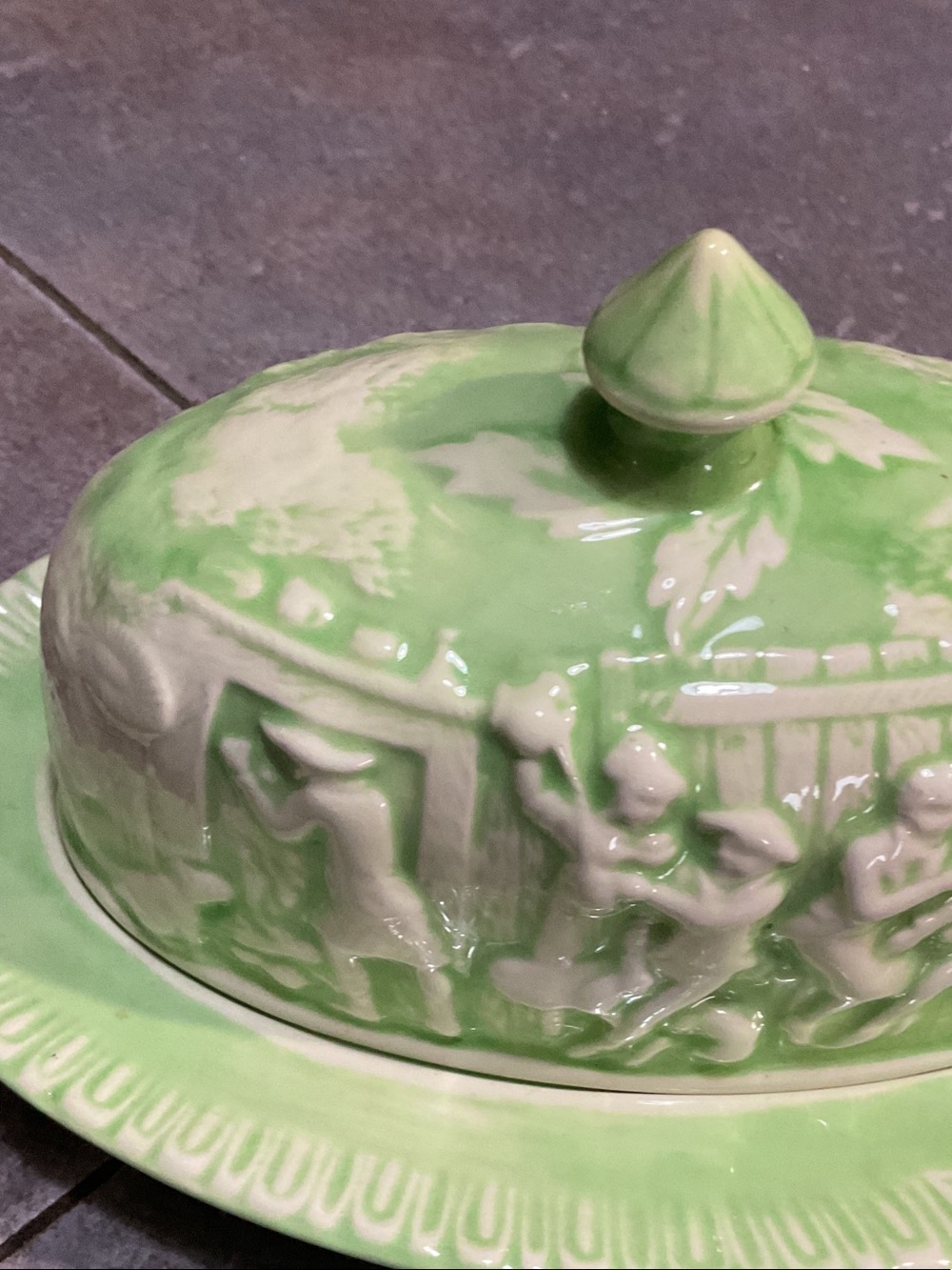 Green Ceramic Covered Butter Dish with Figurative Relief - Picture 2 of 14
